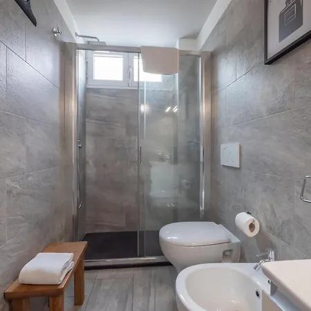 Appartamento Zona Citylife Comodo Per Raggiungere Il Centro Milan Exterior photo